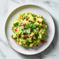 Easy Guacamole: Creamy and Vibrant
