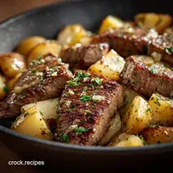 Garlic Butter Steak and Potatoes Skillet: Easy One-Pan Comfort Food