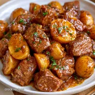 Beef and Potatoes with Garlic Butter