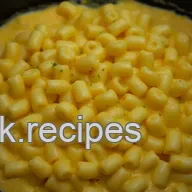 Easy Crockpot Mac N Cheese: My Creamy, Set-It-and-Forget-It Family Favorite