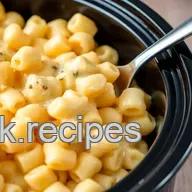 Slow Cooker Mac and Cheese - Super Creamy!