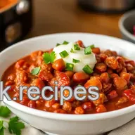 Easy & Delicious Slow Cooker Red Chili: A Hearty Family Favorite!