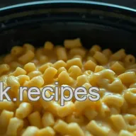 Ultimate Creamy Paula Deen Crock Pot Mac and Cheese: Family Favorite!