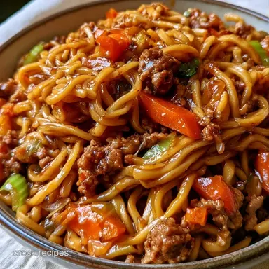 Slow Cooker Chow Mein with Ground Beef Recipe Card